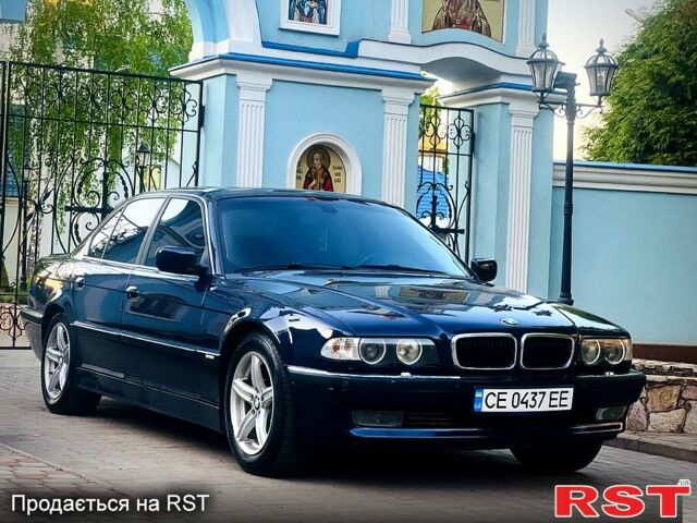 Синий БМВ 7 Серия, объемом двигателя 3.5 л и пробегом 372 тыс. км за 3950 $, фото 1 на Automoto.ua