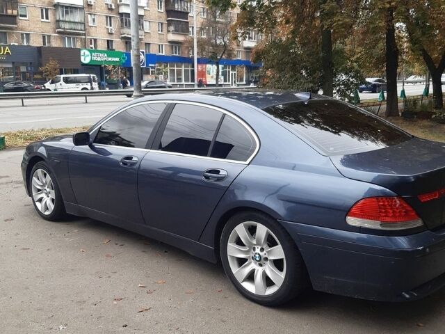 Синий БМВ 7 Серия, объемом двигателя 0 л и пробегом 338 тыс. км за 4500 $, фото 1 на Automoto.ua