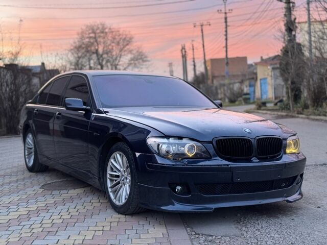 Синий БМВ 7 Серия, объемом двигателя 4 л и пробегом 300 тыс. км за 5200 $, фото 1 на Automoto.ua