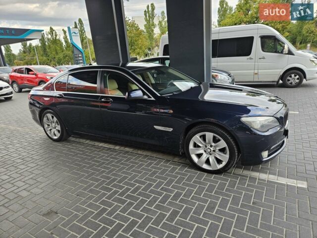 Синій БМВ 7 Серія, об'ємом двигуна 2.99 л та пробігом 318 тис. км за 18500 $, фото 1 на Automoto.ua