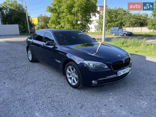 Синий БМВ 7 Серия, объемом двигателя 3 л и пробегом 196 тыс. км за 14850 $, фото 1 на Automoto.ua