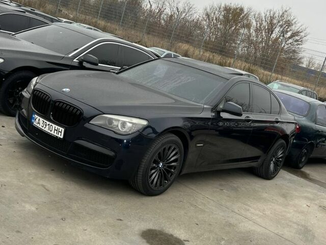 Синій БМВ 7 Серія, об'ємом двигуна 3 л та пробігом 168 тис. км за 14999 $, фото 1 на Automoto.ua