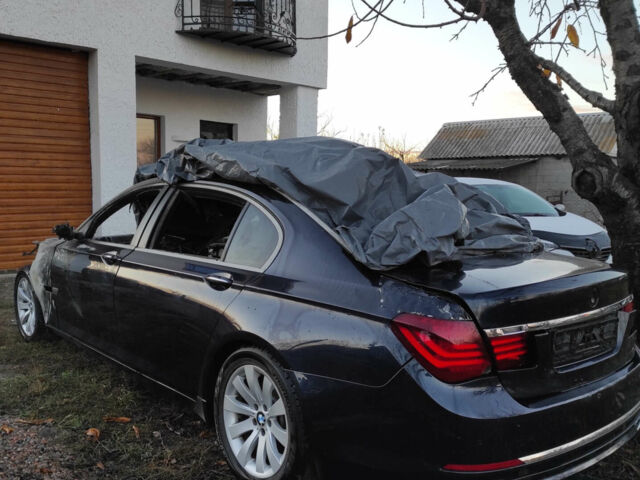 Синий БМВ 7 Серия, объемом двигателя 3 л и пробегом 600 тыс. км за 7500 $, фото 1 на Automoto.ua
