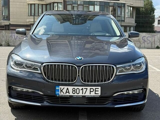 Синій БМВ 7 Серія, об'ємом двигуна 4.39 л та пробігом 96 тис. км за 26000 $, фото 1 на Automoto.ua