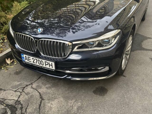 Синій БМВ 7 Серія, об'ємом двигуна 2 л та пробігом 112 тис. км за 43000 $, фото 1 на Automoto.ua