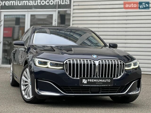 Синій БМВ 7 Серія, об'ємом двигуна 2.99 л та пробігом 142 тис. км за 50500 $, фото 1 на Automoto.ua