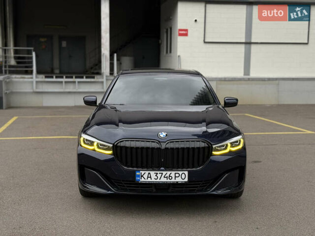 Синий БМВ 7 Серия, объемом двигателя 3 л и пробегом 50 тыс. км за 52900 $, фото 1 на Automoto.ua