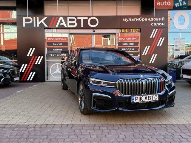 Синий БМВ 7 Серия, объемом двигателя 6.6 л и пробегом 58 тыс. км за 86900 $, фото 1 на Automoto.ua