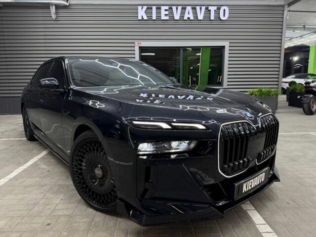Синий БМВ 7 Серия, объемом двигателя 0 л и пробегом 13 тыс. км за 88000 $, фото 1 на Automoto.ua