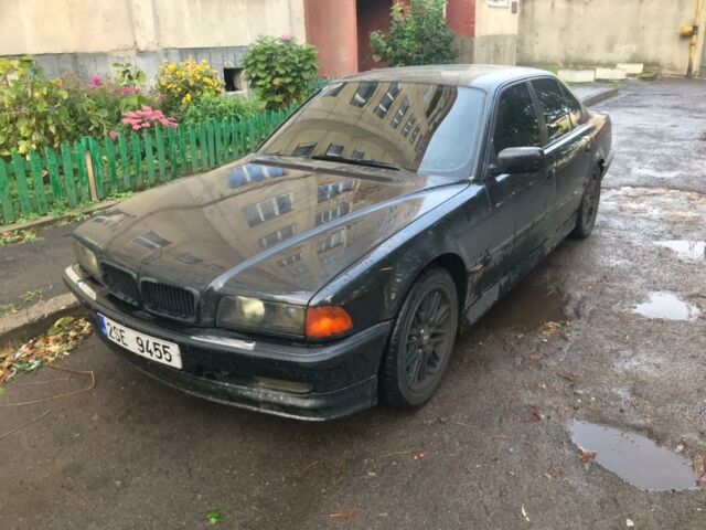 Чорний БМВ 730, об'ємом двигуна 3 л та пробігом 208 тис. км за 2000 $, фото 1 на Automoto.ua