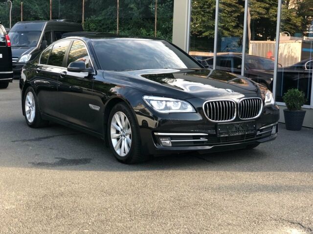 Чорний БМВ 730, об'ємом двигуна 3 л та пробігом 72 тис. км за 49999 $, фото 1 на Automoto.ua
