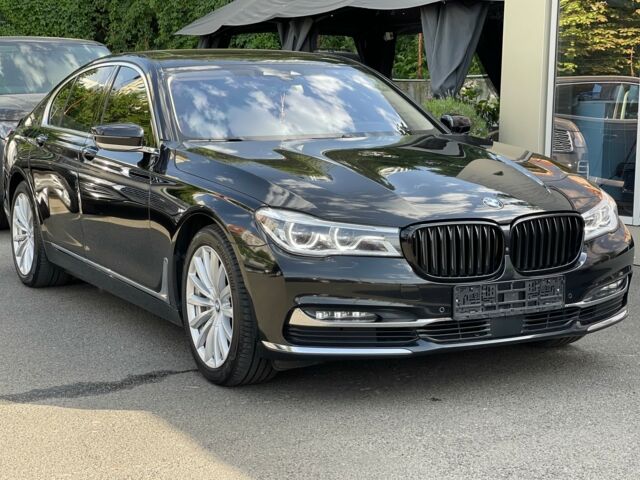 Черный БМВ 730, объемом двигателя 3 л и пробегом 120 тыс. км за 55000 $, фото 1 на Automoto.ua
