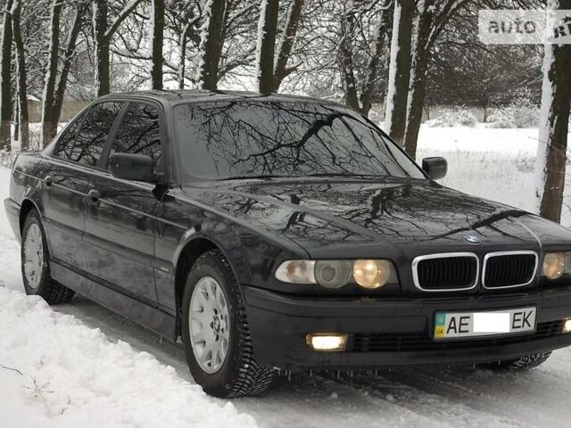 БМВ 730, объемом двигателя 0 л и пробегом 345 тыс. км за 8100 $, фото 1 на Automoto.ua