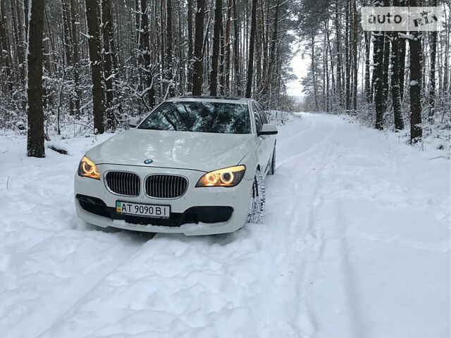 Білий БМВ 740, об'ємом двигуна 3 л та пробігом 174 тис. км за 39500 $, фото 1 на Automoto.ua