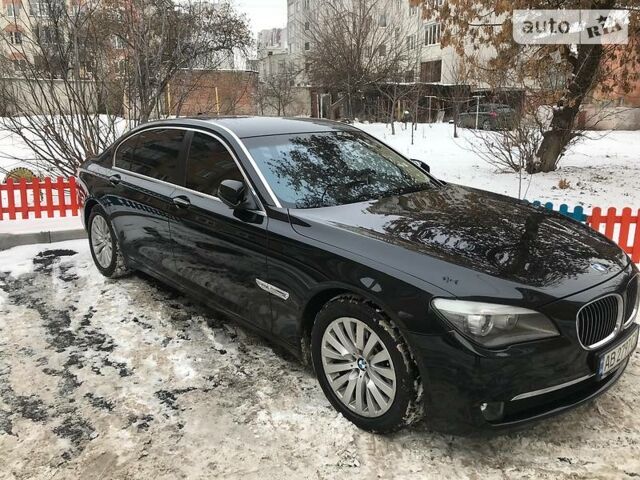 БМВ 750, об'ємом двигуна 4.4 л та пробігом 135 тис. км за 26900 $, фото 1 на Automoto.ua