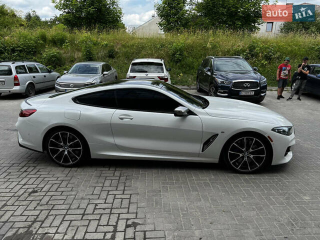 Белый БМВ 8 Серия, объемом двигателя 4.39 л и пробегом 21 тыс. км за 69000 $, фото 1 на Automoto.ua