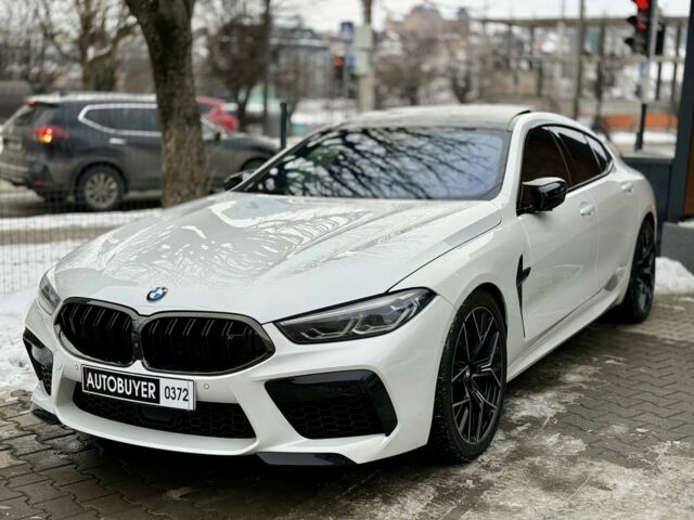 Белый БМВ 8 Серия, объемом двигателя 0 л и пробегом 95 тыс. км за 59900 $, фото 1 на Automoto.ua