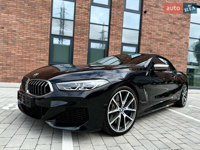 Черный БМВ 8 Серия, объемом двигателя 4.39 л и пробегом 26 тыс. км за 75900 $, фото 1 на Automoto.ua