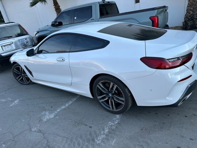 Белый БМВ 840, объемом двигателя 3 л и пробегом 101 тыс. км за 47000 $, фото 1 на Automoto.ua