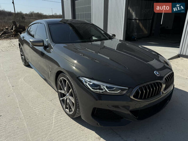 Серый БМВ 8 Series Gran Coupe, объемом двигателя 4.39 л и пробегом 81 тыс. км за 64500 $, фото 1 на Automoto.ua