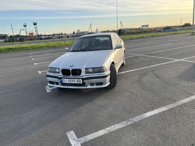 Сірий БМВ Є 36, об'ємом двигуна 2 л та пробігом 0 тис. км за 2650 $, фото 1 на Automoto.ua