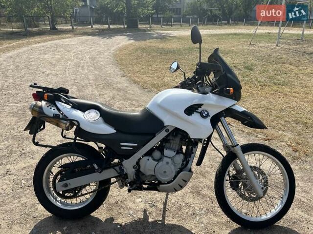 Белый БМВ F 650, объемом двигателя 0.65 л и пробегом 40 тыс. км за 3500 $, фото 1 на Automoto.ua