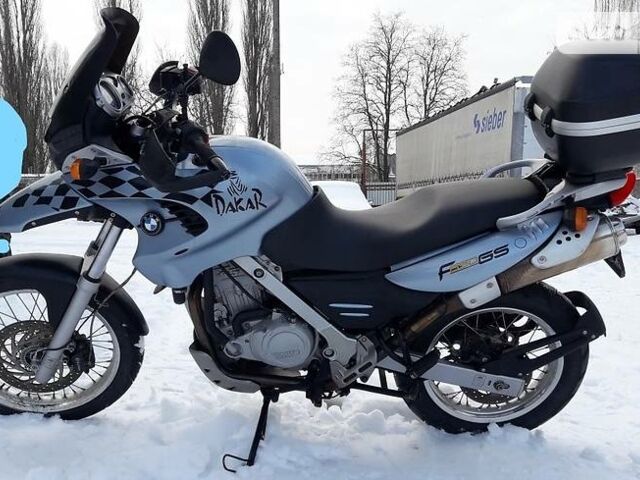 БМВ Ф, объемом двигателя 0.65 л и пробегом 45 тыс. км за 4200 $, фото 1 на Automoto.ua