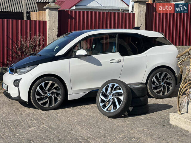 Белый БМВ И3, объемом двигателя 0 л и пробегом 116 тыс. км за 8500 $, фото 1 на Automoto.ua