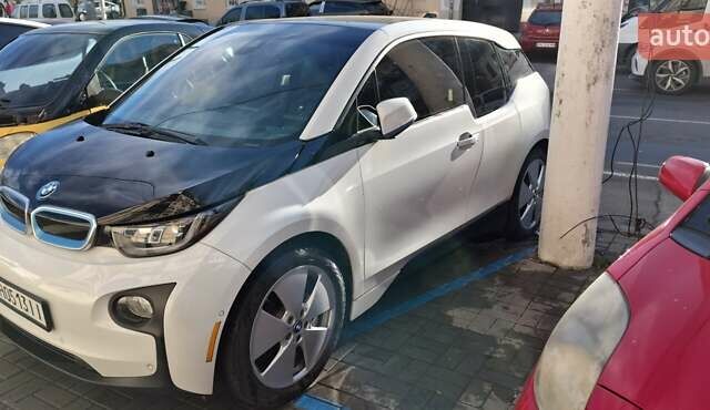 Белый БМВ И3, объемом двигателя 0 л и пробегом 130 тыс. км за 15300 $, фото 1 на Automoto.ua