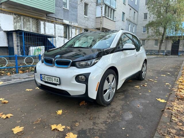 Белый БМВ И3, объемом двигателя 0 л и пробегом 154 тыс. км за 9000 $, фото 1 на Automoto.ua