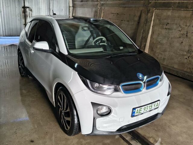 Белый БМВ И3, объемом двигателя 0 л и пробегом 88 тыс. км за 8700 $, фото 1 на Automoto.ua