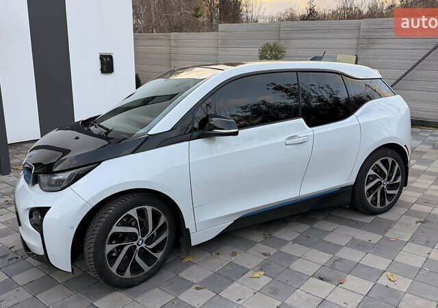 Белый БМВ И3, объемом двигателя 0.65 л и пробегом 149 тыс. км за 13500 $, фото 1 на Automoto.ua