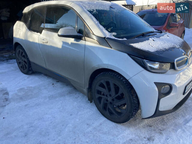 Білий БМВ І3, об'ємом двигуна 0 л та пробігом 122 тис. км за 7900 $, фото 1 на Automoto.ua