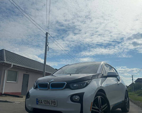 Белый БМВ И3, объемом двигателя 0.65 л и пробегом 142 тыс. км за 10500 $, фото 1 на Automoto.ua