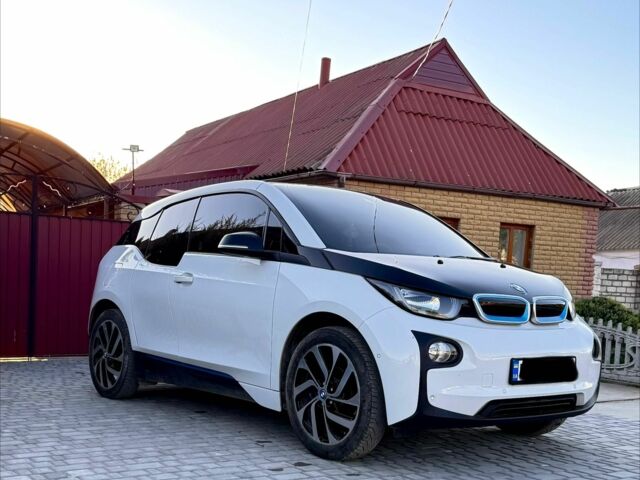 Белый БМВ И3, объемом двигателя 0 л и пробегом 156 тыс. км за 9100 $, фото 1 на Automoto.ua