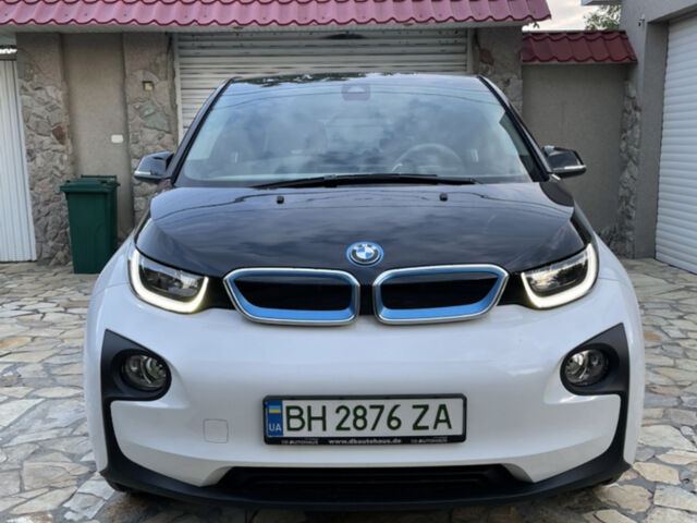 Белый БМВ И3, объемом двигателя 0 л и пробегом 100 тыс. км за 9000 $, фото 1 на Automoto.ua
