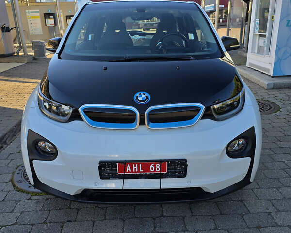 Белый БМВ И3, объемом двигателя 0 л и пробегом 98 тыс. км за 8888 $, фото 1 на Automoto.ua