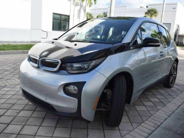 Білий БМВ І3, об'ємом двигуна 0.7 л та пробігом 53 тис. км за 2700 $, фото 1 на Automoto.ua