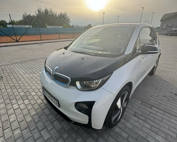 Белый БМВ И3, объемом двигателя 0 л и пробегом 106 тыс. км за 11500 $, фото 1 на Automoto.ua