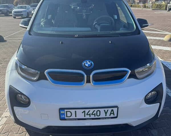 БМВ І3 2016 у Житомирі на Automoto.ua Білий БМВ І3, об'ємом двигуна 0 л та пробігом 130 тис. км за 11000 $, фото 1 на Automoto.ua
