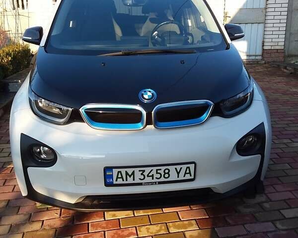 Белый БМВ И3, объемом двигателя 0 л и пробегом 115 тыс. км за 13600 $, фото 1 на Automoto.ua