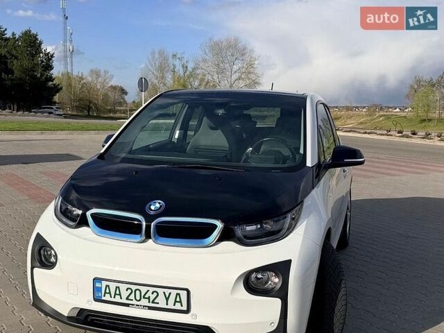 Белый БМВ И3, объемом двигателя 0 л и пробегом 130 тыс. км за 11000 $, фото 1 на Automoto.ua