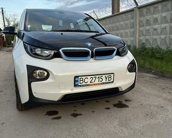 Белый БМВ И3, объемом двигателя 0 л и пробегом 49 тыс. км за 11400 $, фото 1 на Automoto.ua