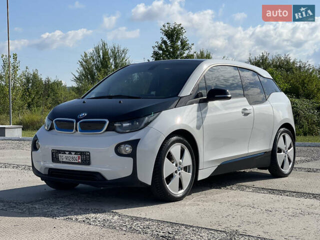 Белый БМВ И3, объемом двигателя 0 л и пробегом 29 тыс. км за 13999 $, фото 1 на Automoto.ua
