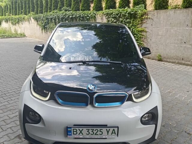 Белый БМВ И3, объемом двигателя 0 л и пробегом 75 тыс. км за 11999 $, фото 1 на Automoto.ua