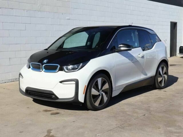 Белый БМВ И3, объемом двигателя 0 л и пробегом 47 тыс. км за 3000 $, фото 1 на Automoto.ua