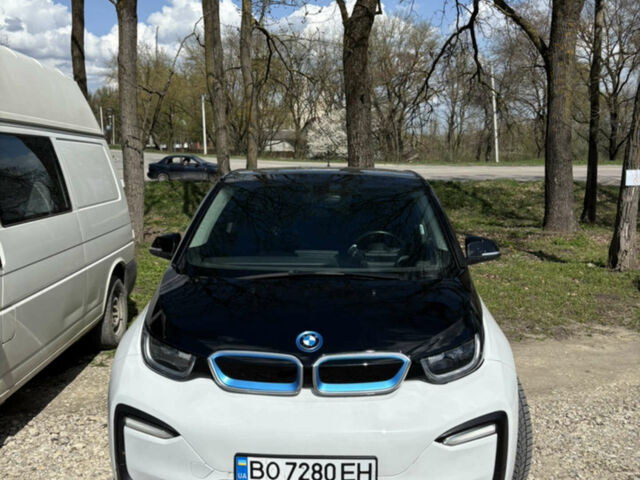 Белый БМВ И3, объемом двигателя 0.65 л и пробегом 90 тыс. км за 15300 $, фото 1 на Automoto.ua
