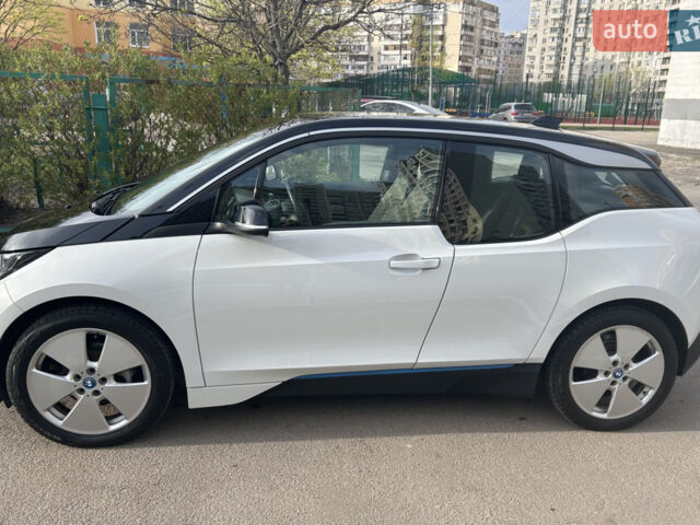 Белый БМВ И3, объемом двигателя 0 л и пробегом 53 тыс. км за 20500 $, фото 1 на Automoto.ua