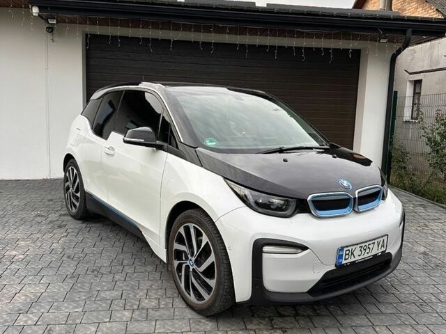 Белый БМВ И3, объемом двигателя 0 л и пробегом 107 тыс. км за 15500 $, фото 1 на Automoto.ua