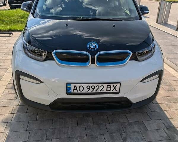 Белый БМВ И3, объемом двигателя 0 л и пробегом 40 тыс. км за 16000 $, фото 1 на Automoto.ua